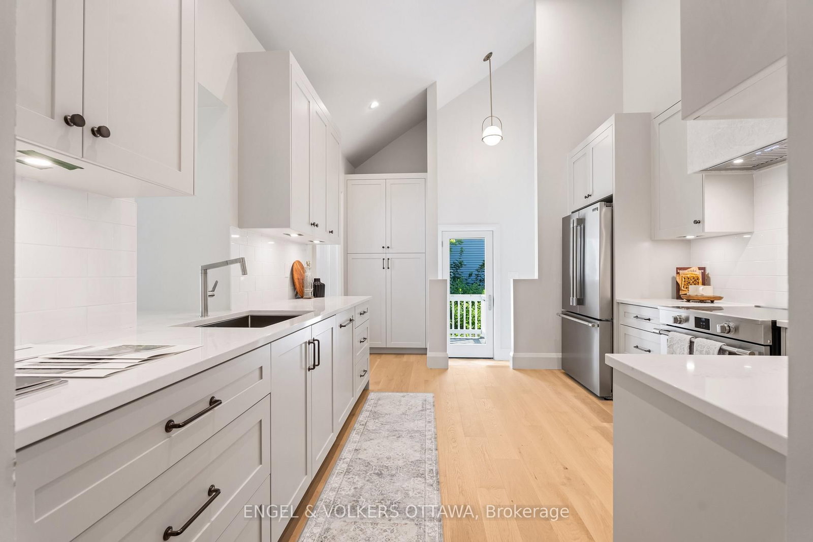 35 Mackay Street • Ottawa, ON photo 14