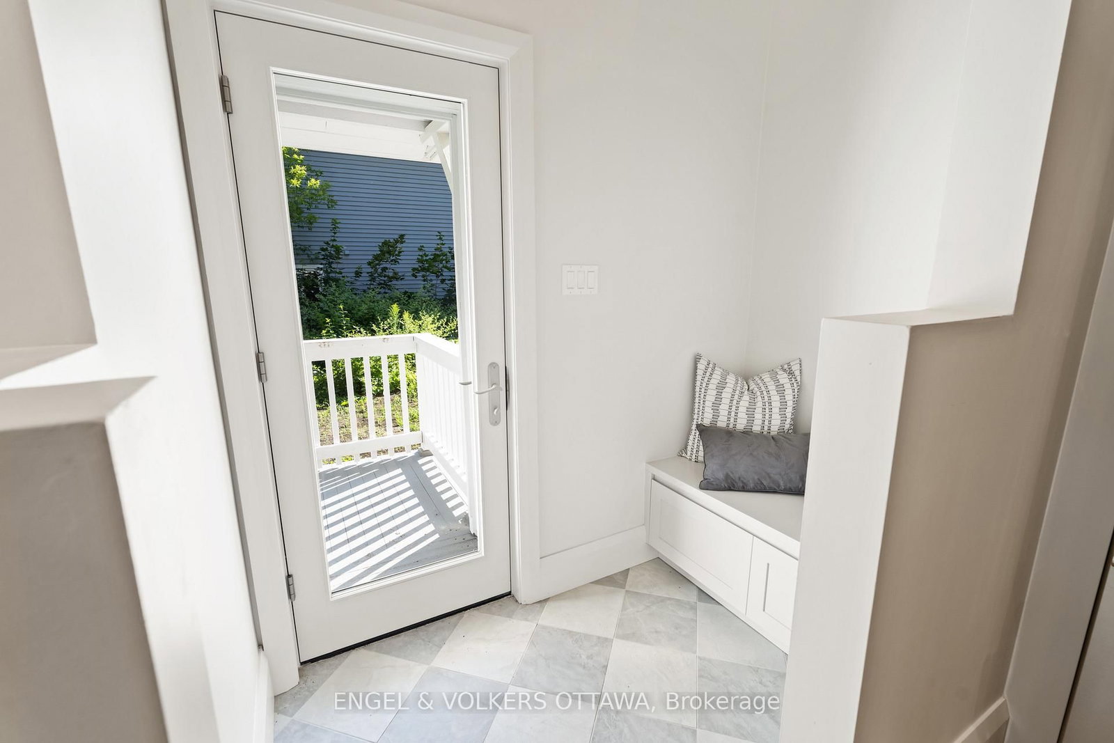 35 Mackay Street • Ottawa, ON photo 19