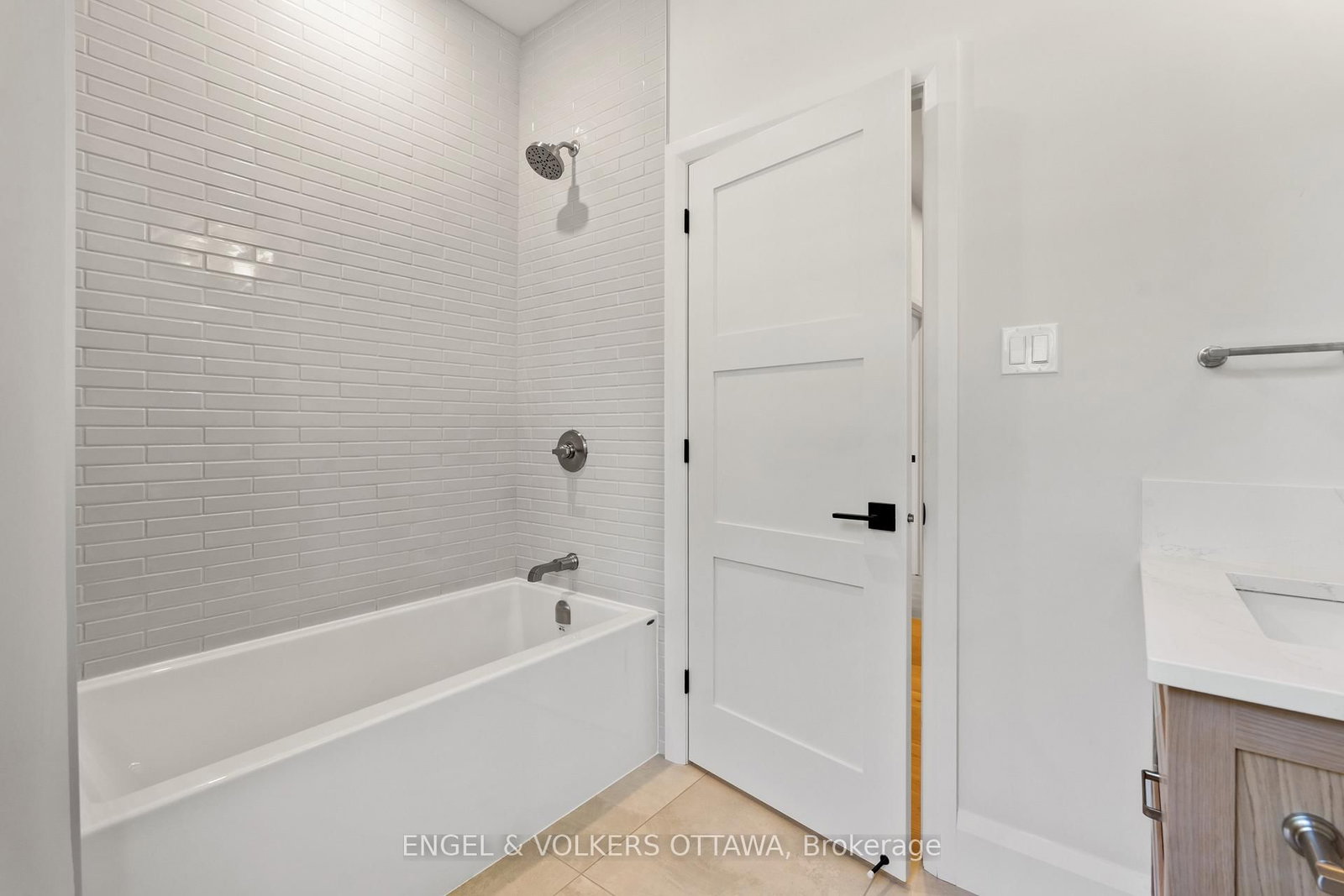 35 Mackay Street • Ottawa, ON photo 29