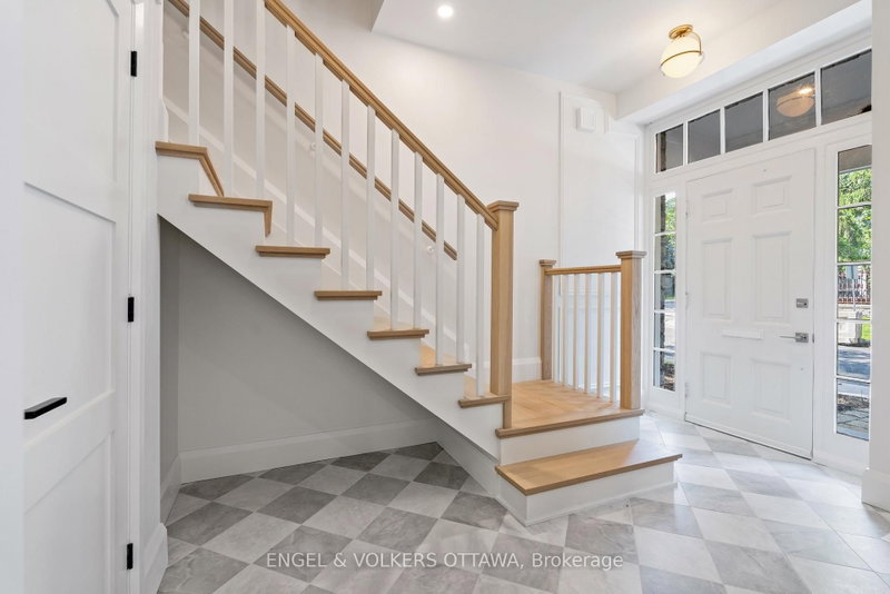 35 Mackay Street