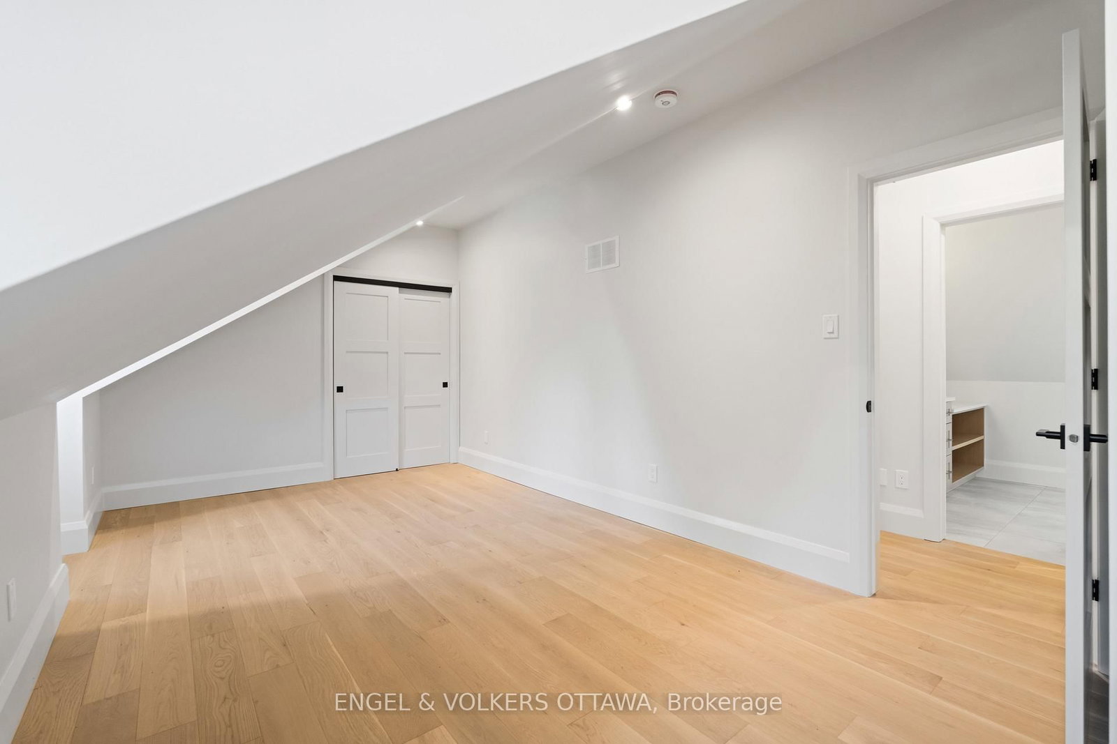 35 Mackay Street • Ottawa, ON photo 35
