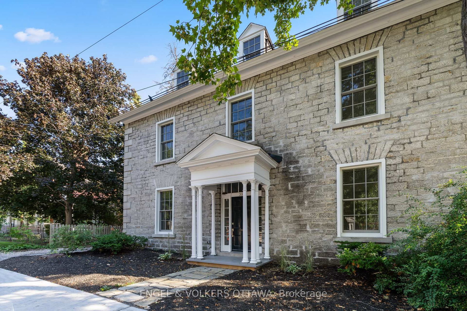35 Mackay Street • Ottawa, ON photo 36