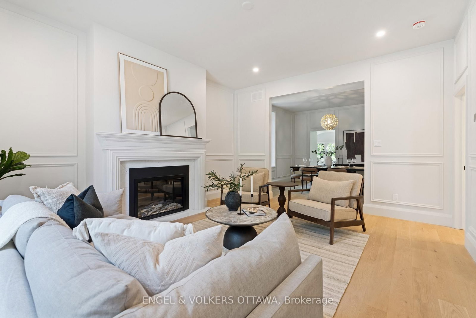35 Mackay Street • Ottawa, ON photo 6
