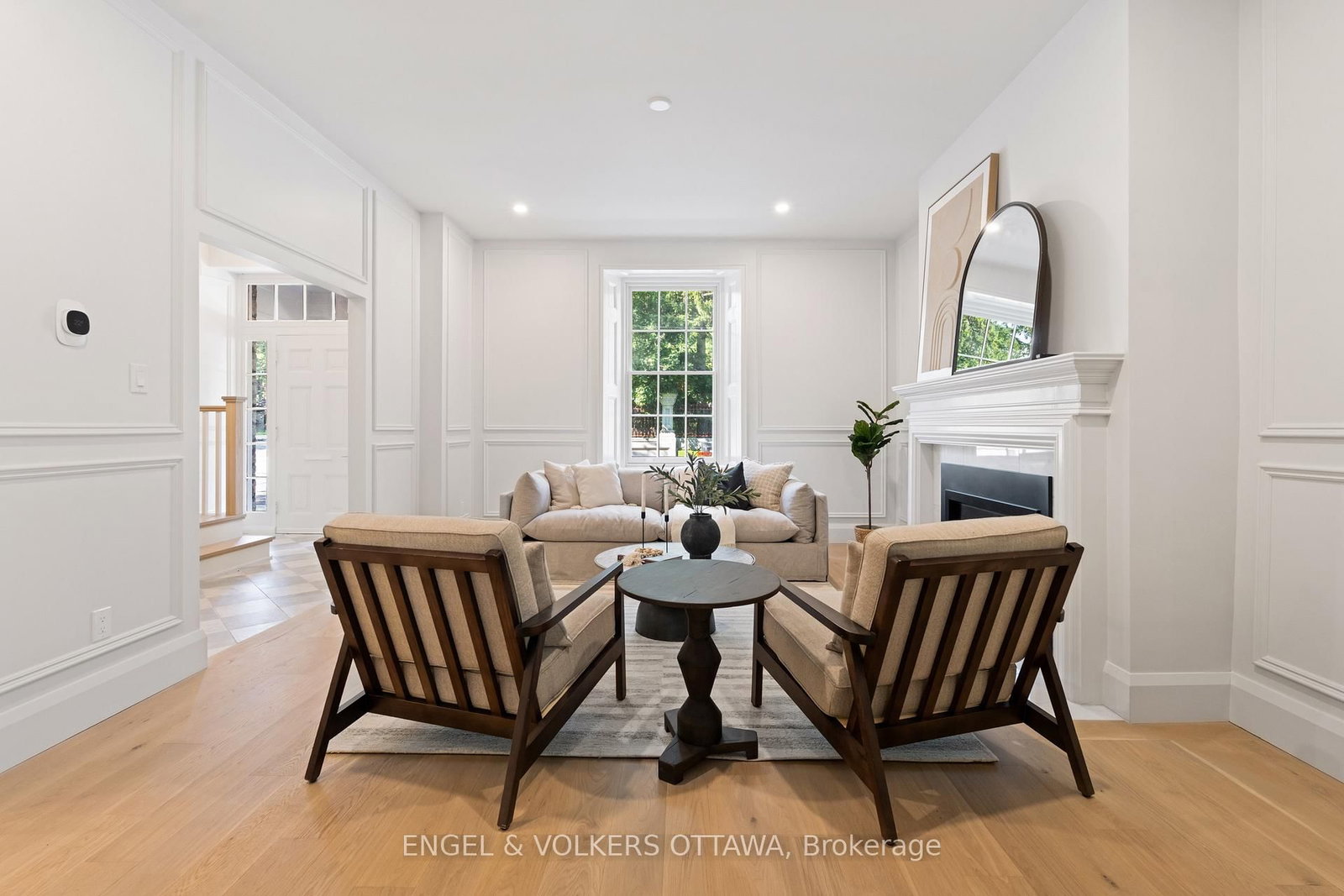 35 Mackay Street • Ottawa, ON photo 8