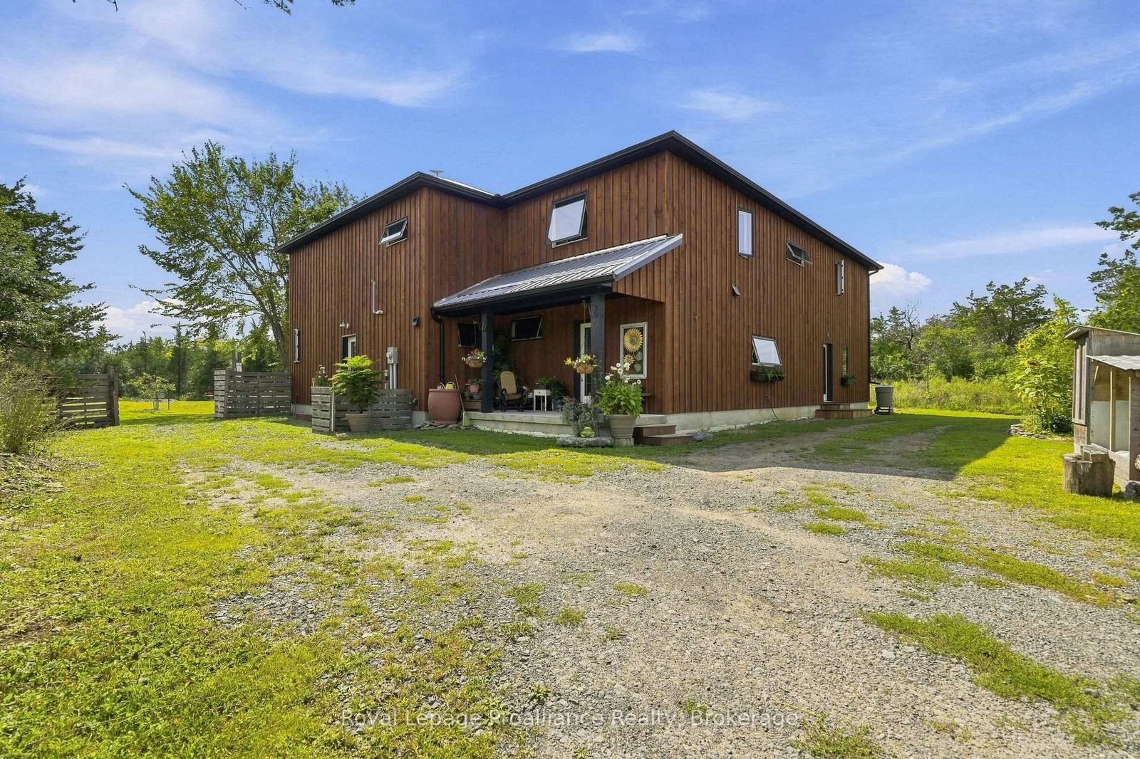 3646 County Road 8 • Prince Edward County, ON photo 10