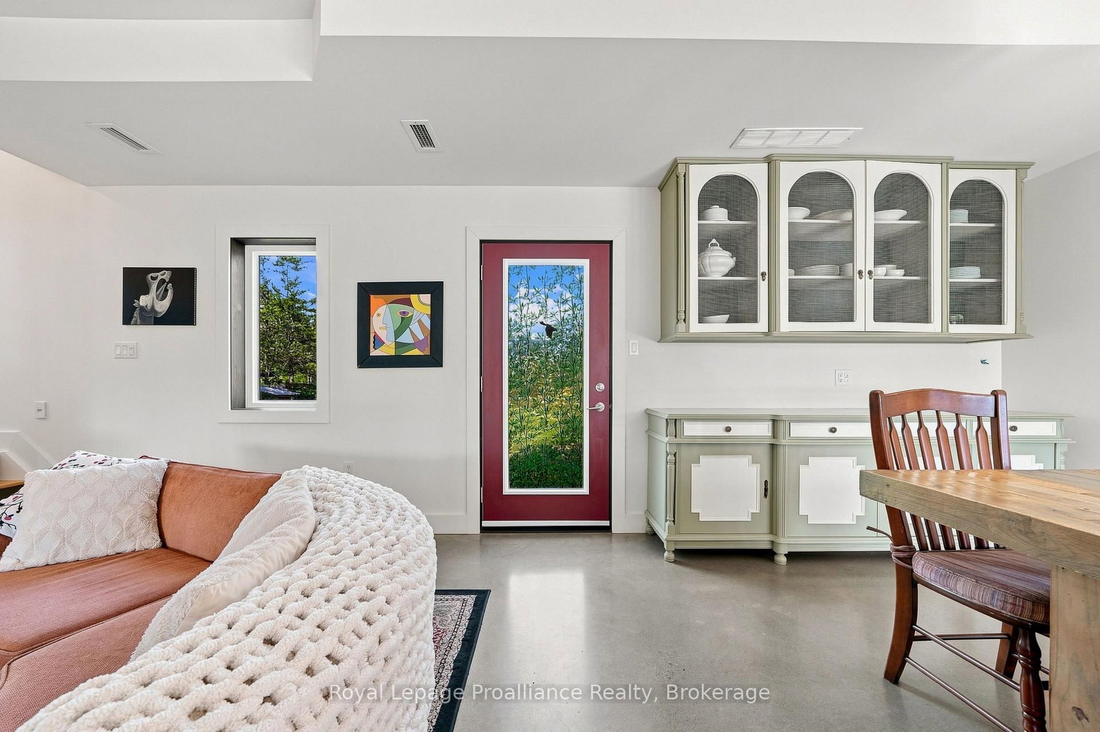 3646 County Road 8 • Prince Edward County, ON photo 11