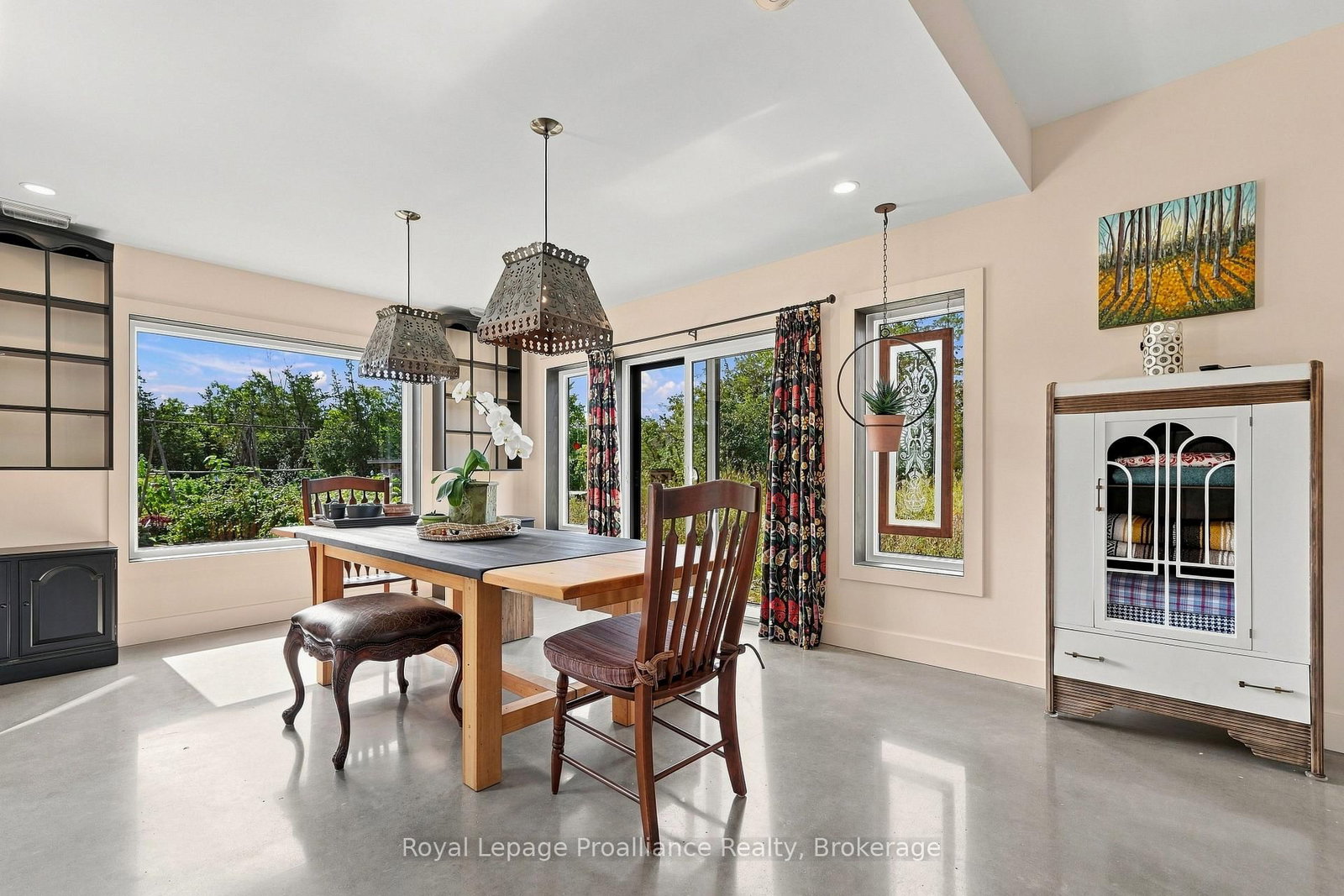 3646 County Road 8 • Prince Edward County, ON photo 23