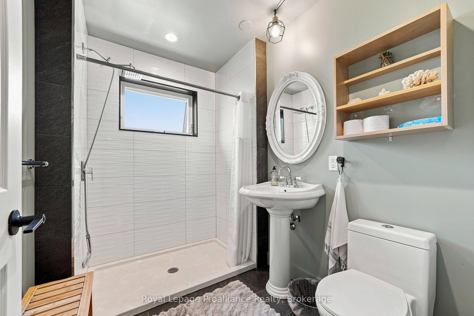 3646 County Road 8 • Prince Edward County, ON photo 37