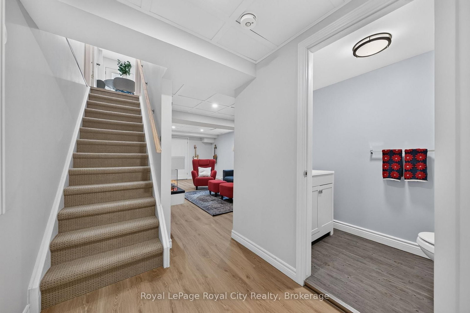 12 Southcreek Trail • Guelph, ON photo 31
