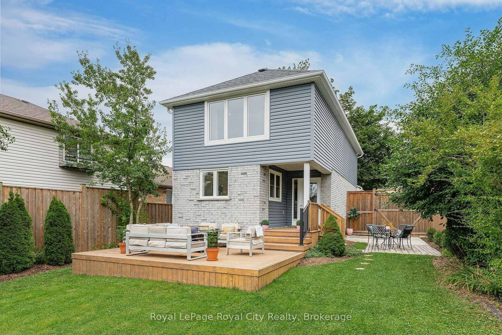 12 Southcreek Trail • Guelph, ON photo 42