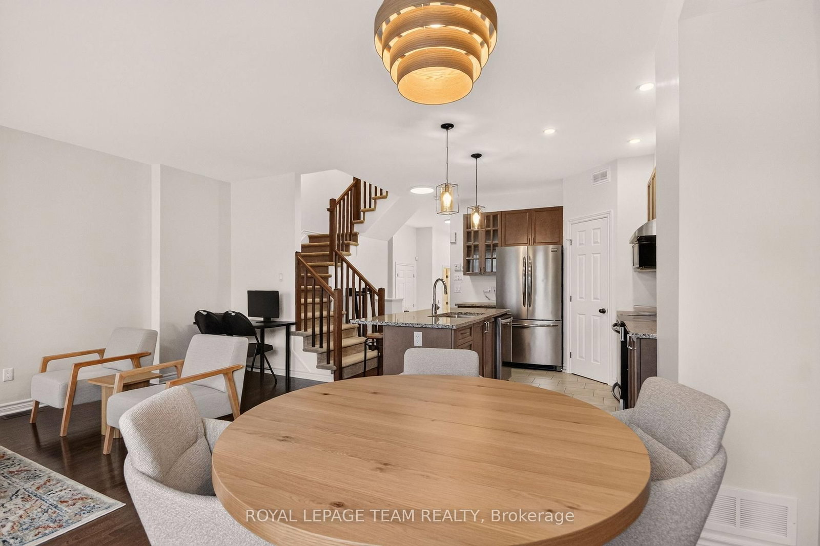 328 WARMSTONE Drive • Ottawa, ON photo 16