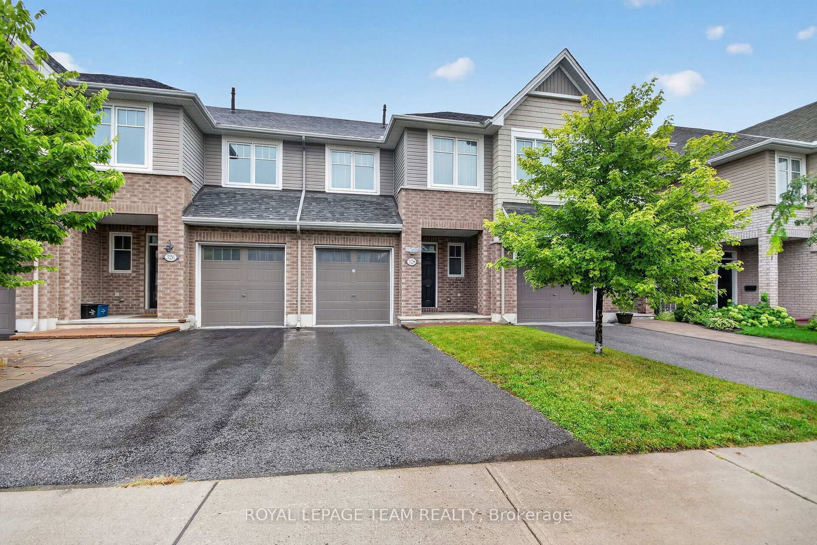 328 WARMSTONE Drive • Ottawa, ON photo 2