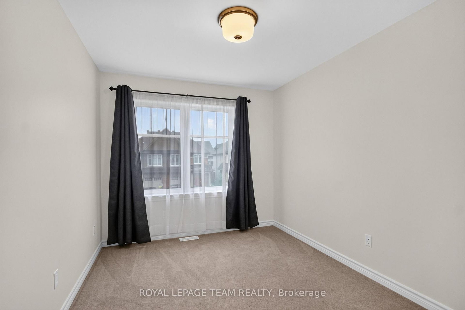 328 WARMSTONE Drive • Ottawa, ON photo 37