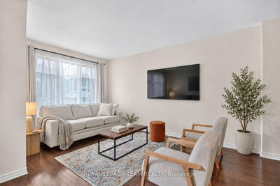 328 WARMSTONE Drive • Ottawa, ON photo 8