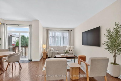 328 WARMSTONE Drive • Ottawa, ON photo 9