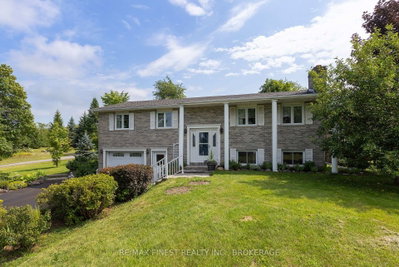 1881 Macalpine Road • Gananoque, ON photo 4