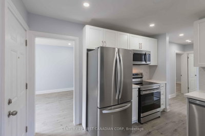 17 Carfrae Crescent • London South, ON photo 8