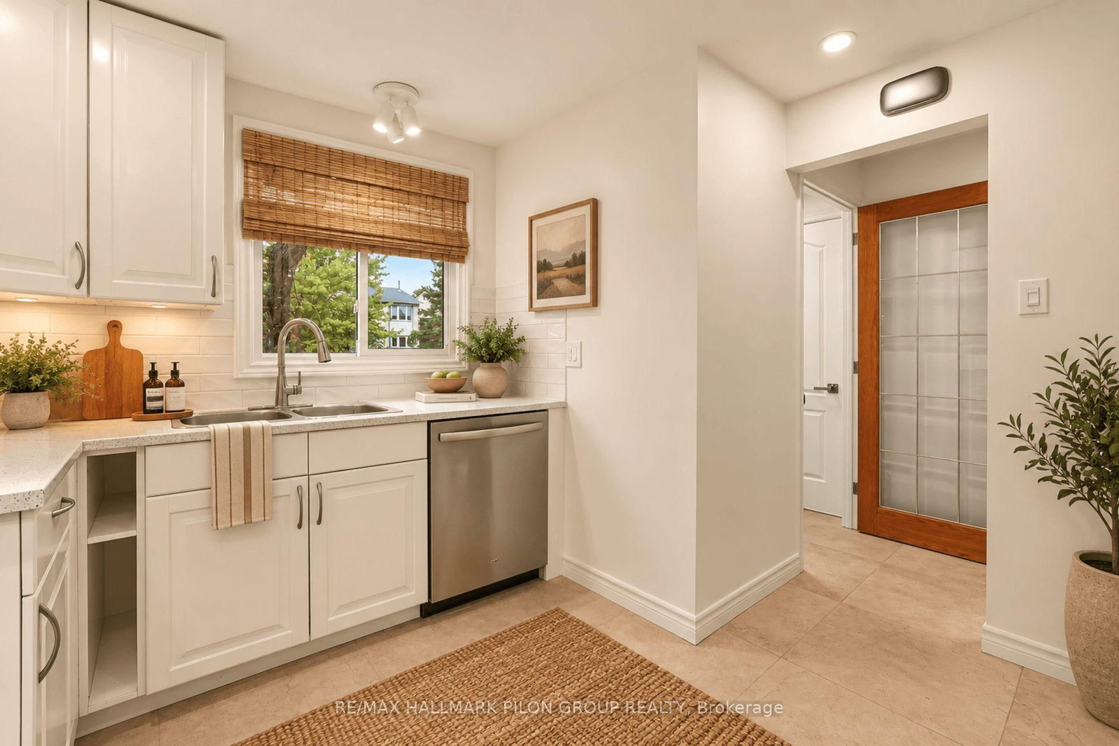 382 Duval Lane • Orleans, ON photo 9