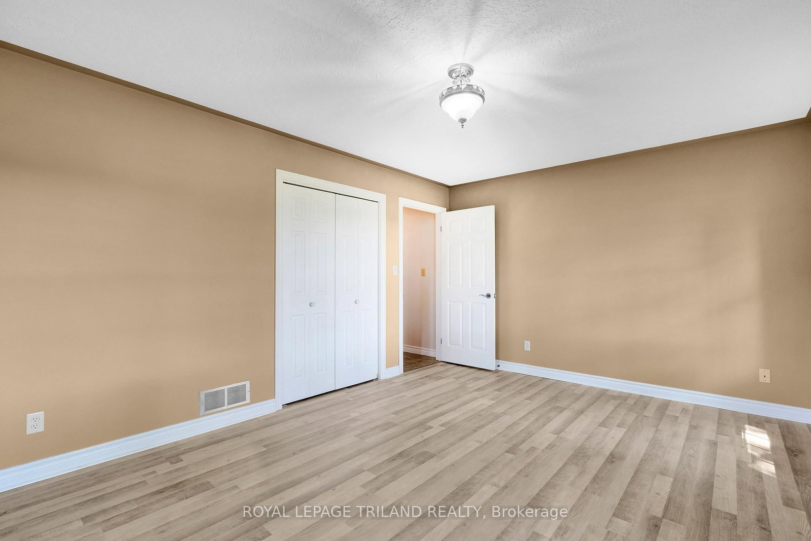 254 Nwals-Swals Townline • Norfolk, ON photo 24