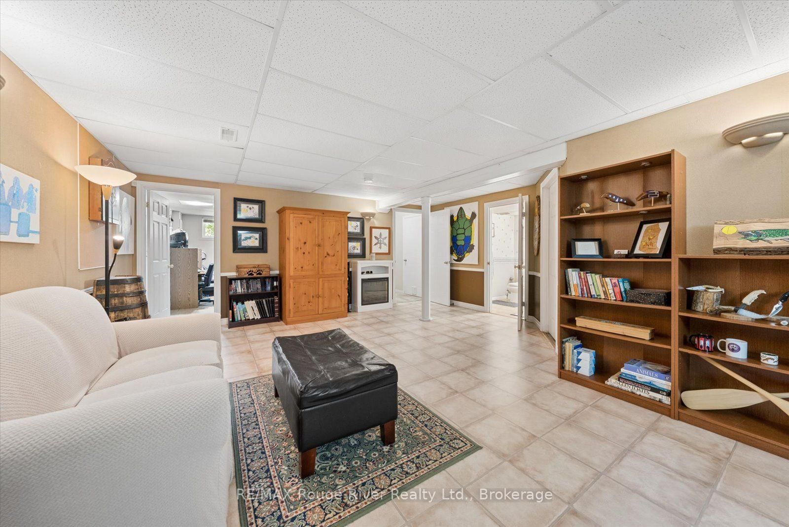 32 South Maloney Street • Limoges, ON photo 20