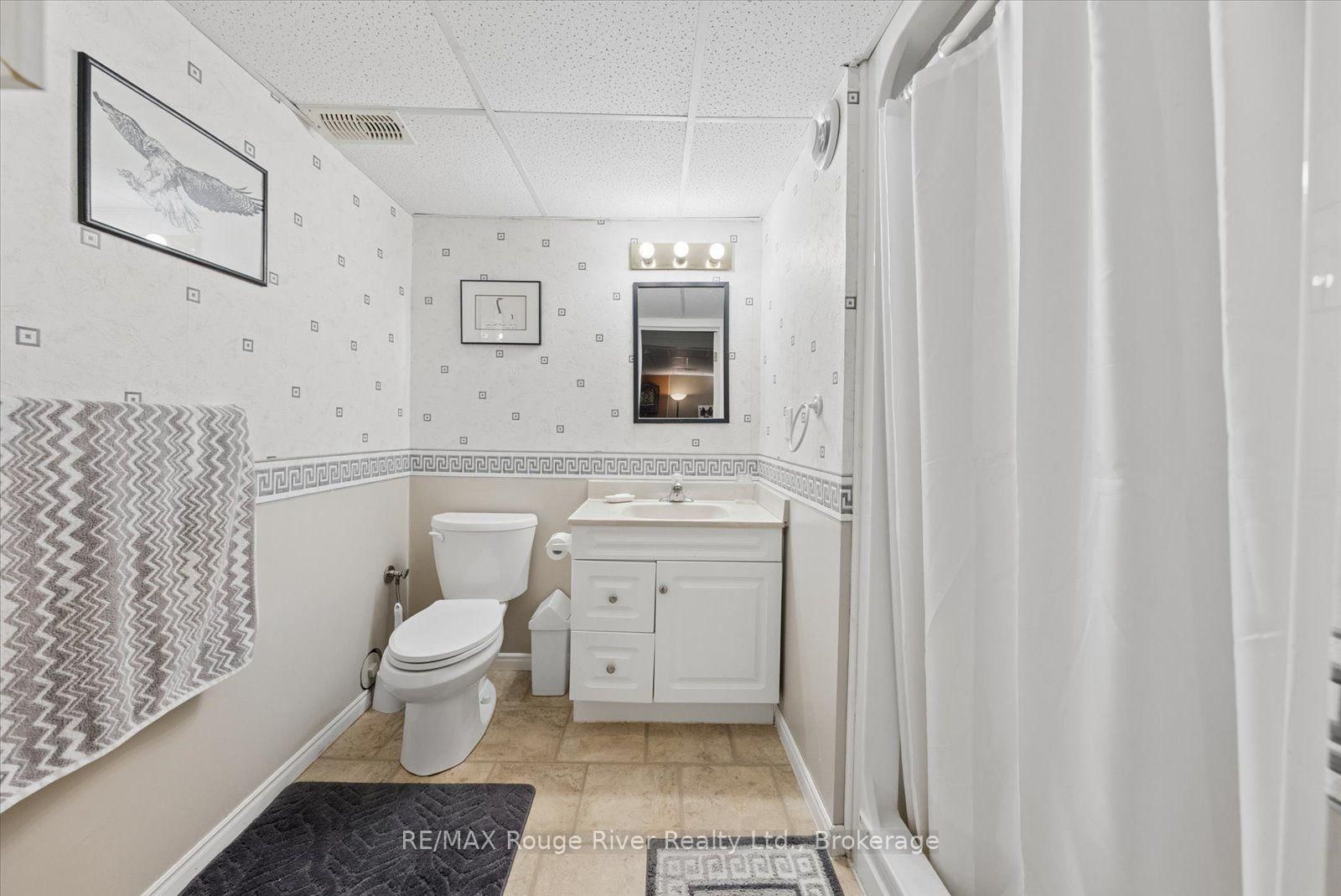 32 South Maloney Street • Limoges, ON photo 22