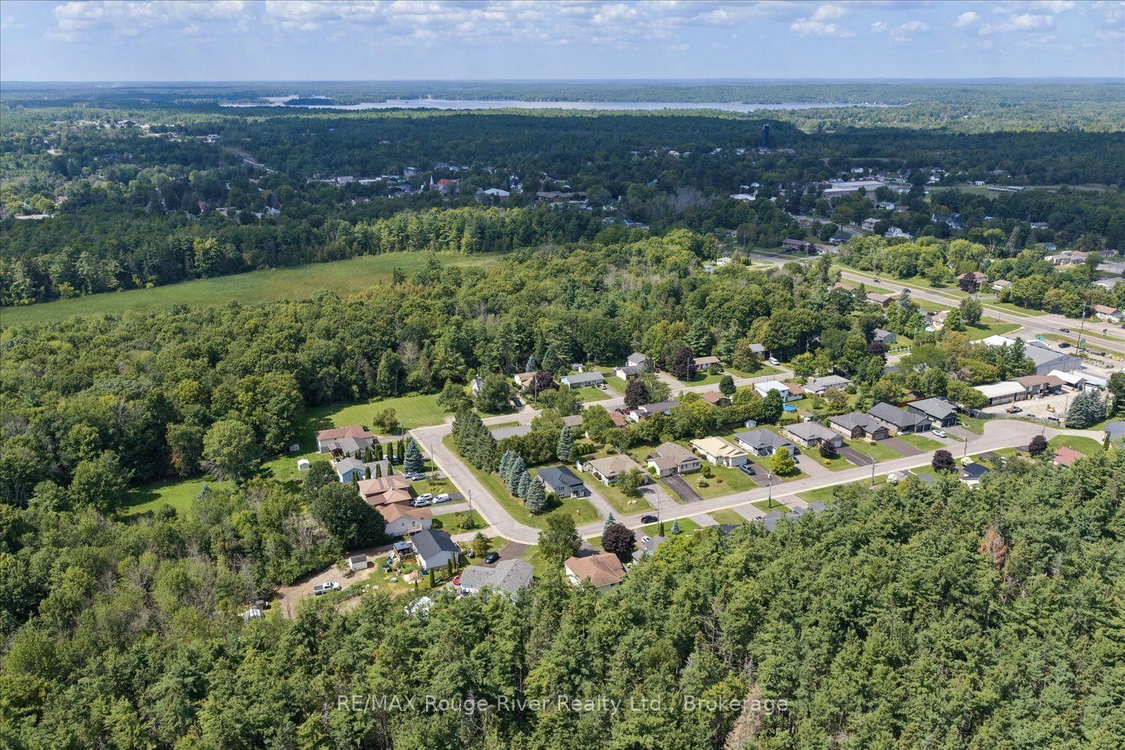 32 South Maloney Street • Limoges, ON photo 30