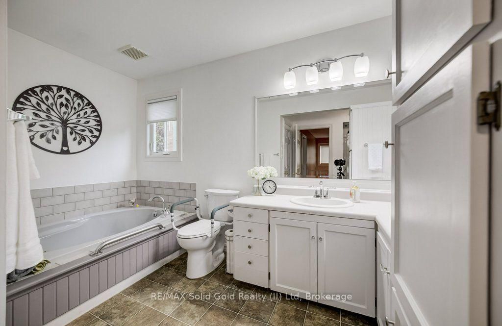 39 Kay Street • Stratford, ON photo 21