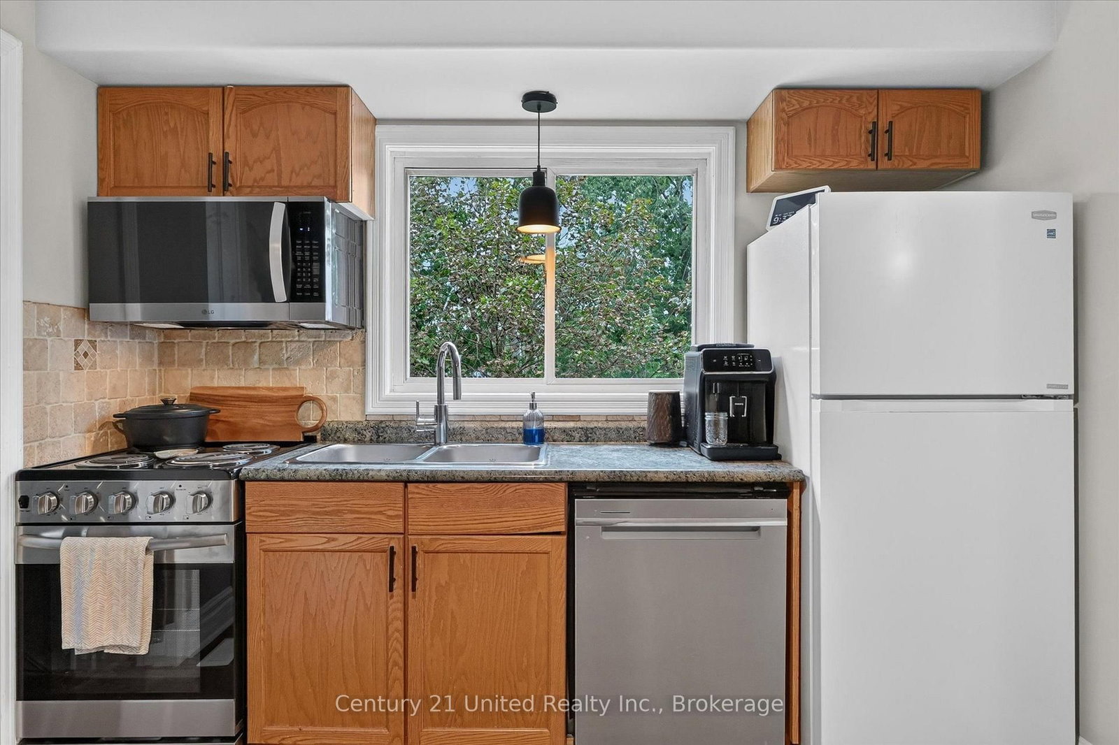 1270 Amundsen Avenue • Peterborough, ON photo 13