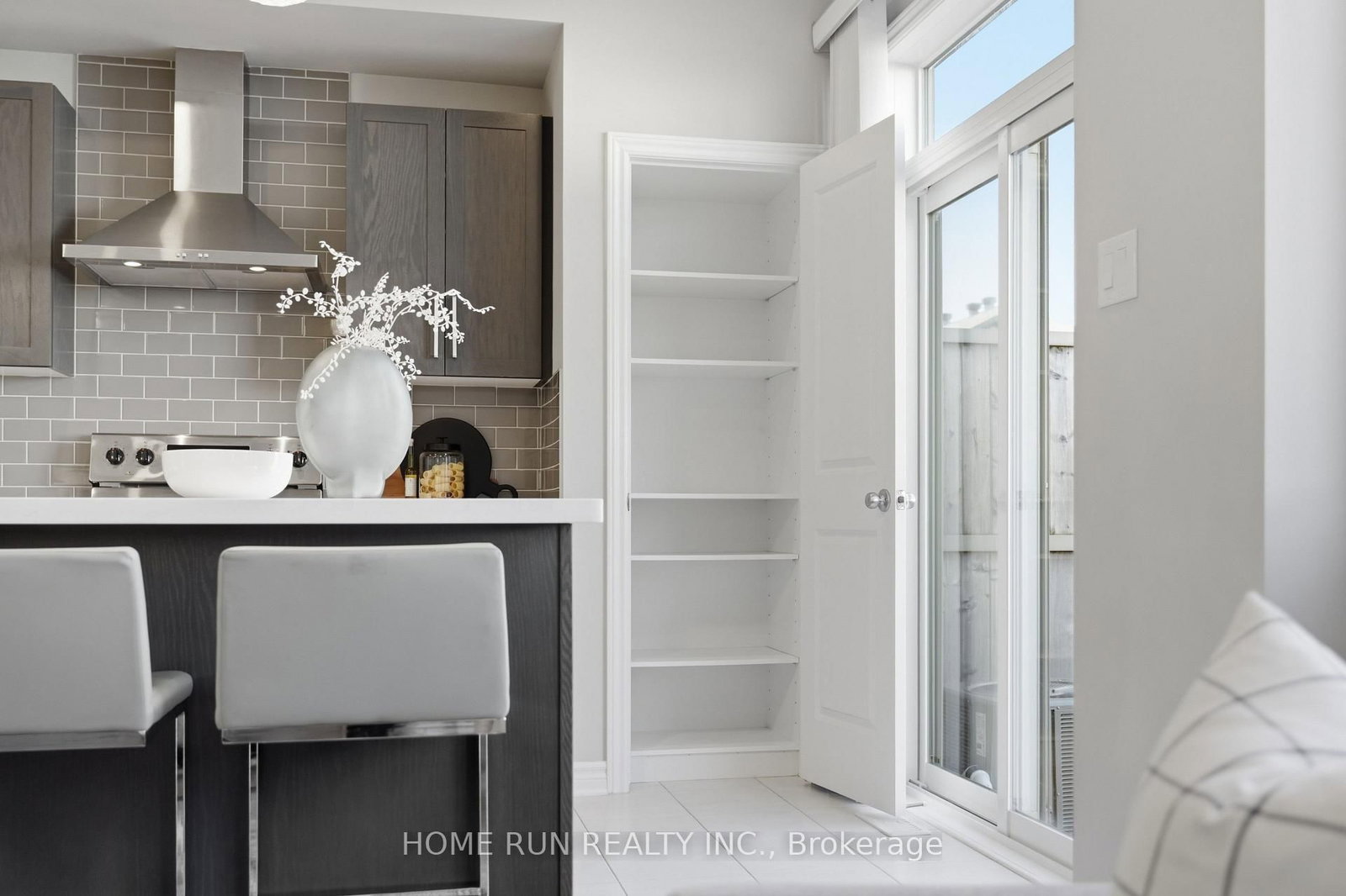 1008 Kilbirnie Drive • Ottawa, ON photo 37