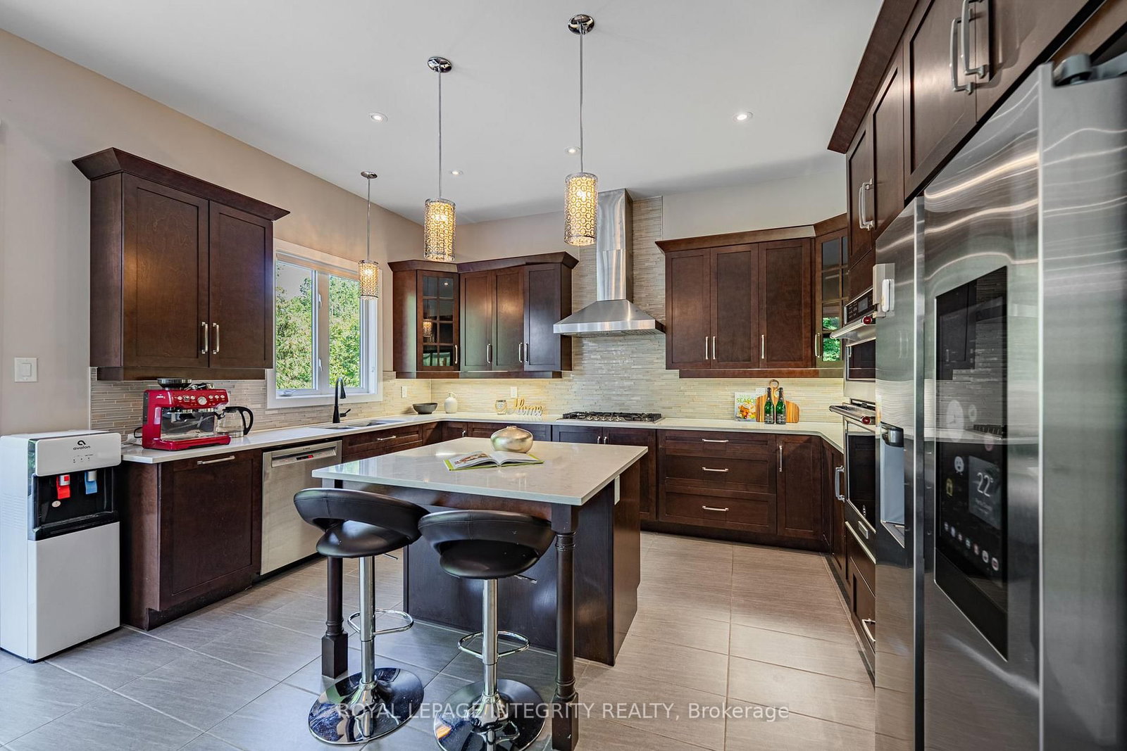 176 ESCARPMENT Crescent • Kanata, ON photo 15