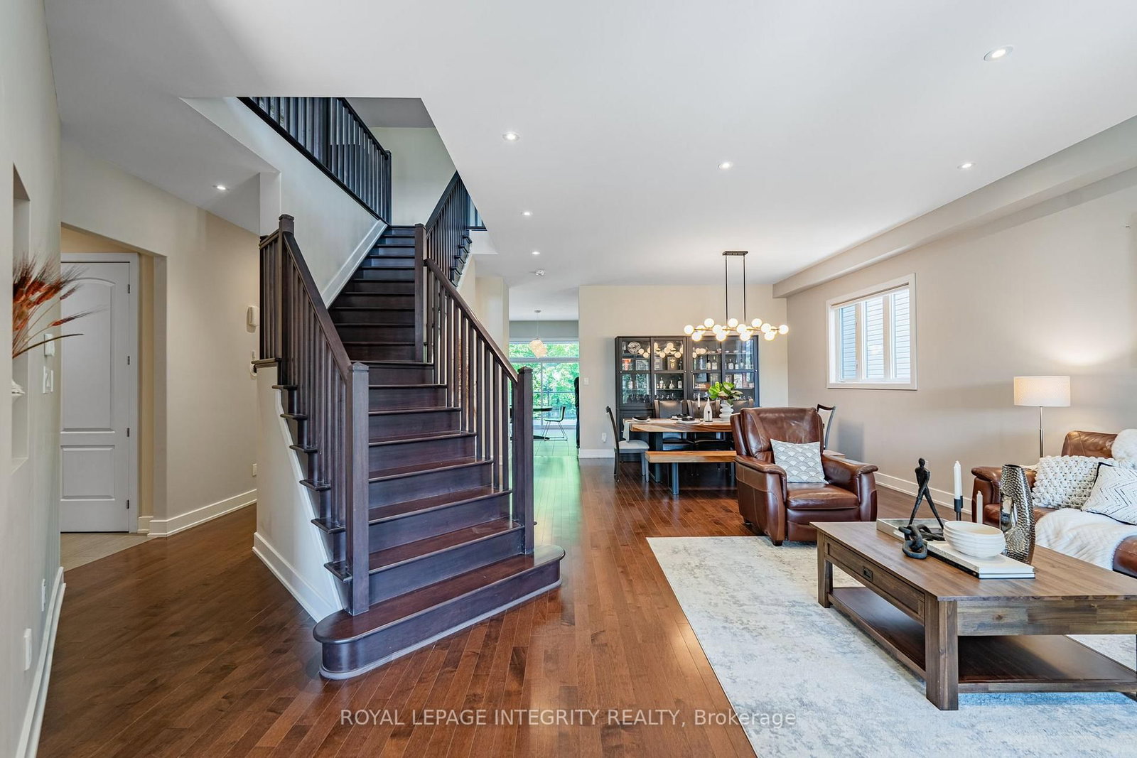 176 ESCARPMENT Crescent • Kanata, ON photo 8