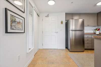 19 Waterford Drive • #214 • Guelph, ON photo 5