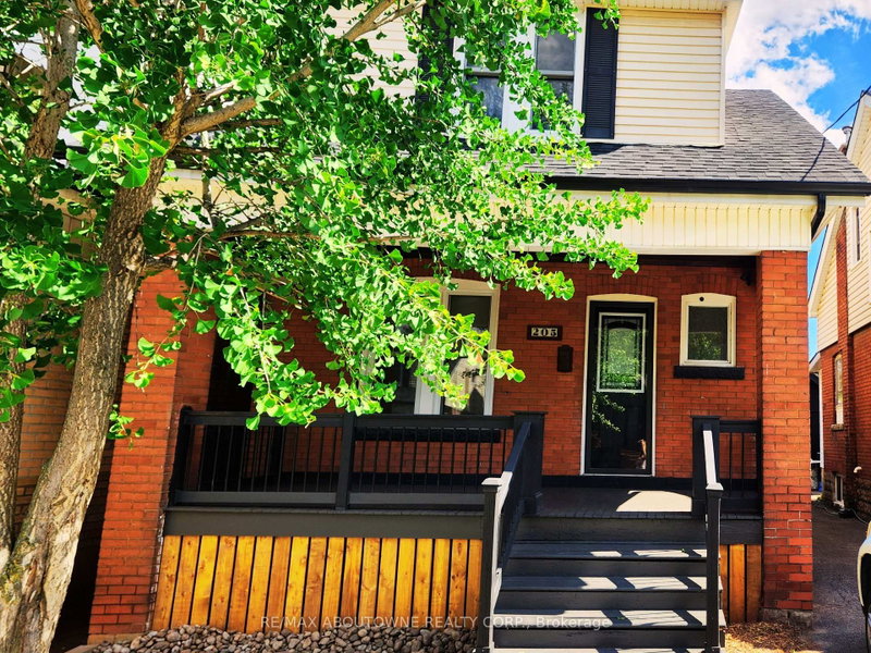 205 Kensington Avenue S