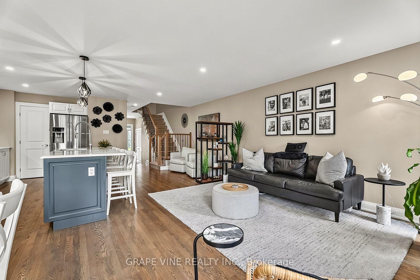 96 Porter Street • Stittsville, ON photo 18