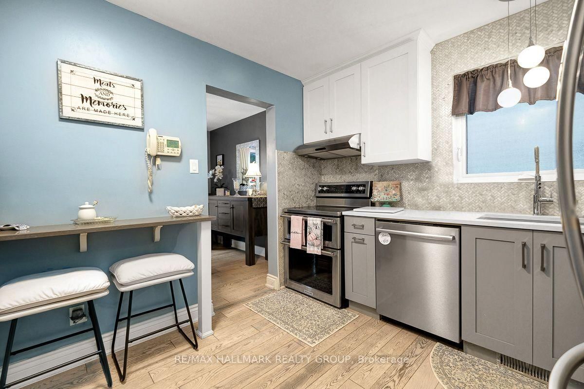 295 Kennedy Lane E • Ottawa, ON photo 9