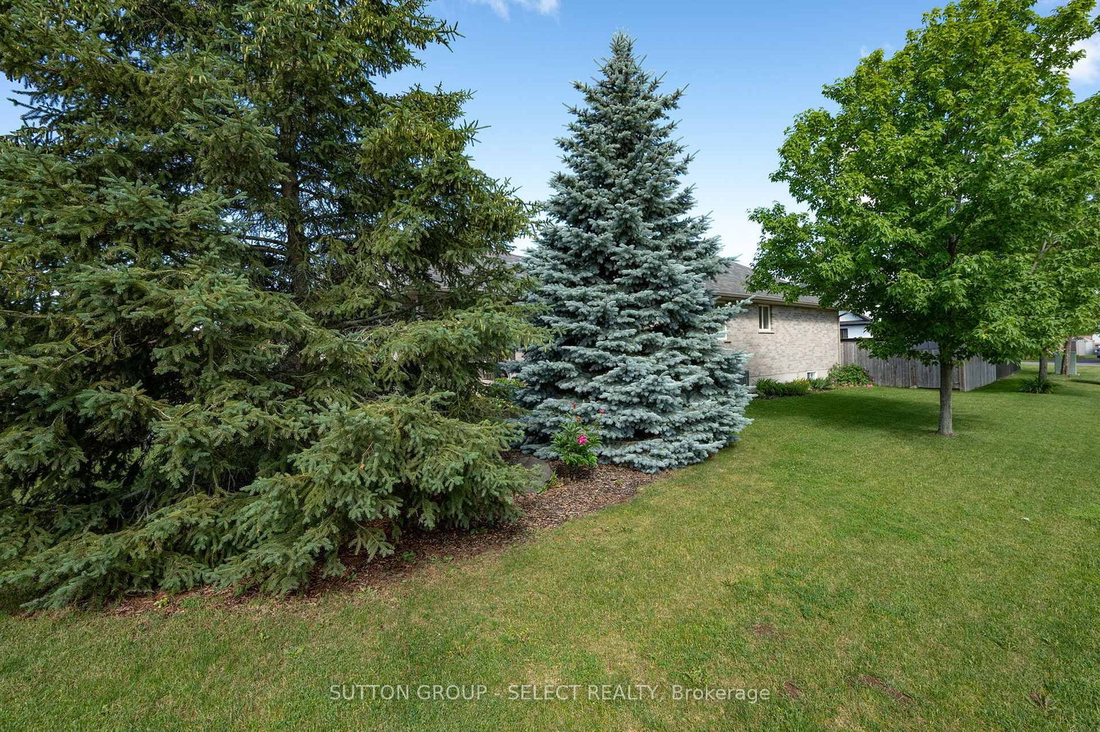 51 Greenway Boulevard • St. Thomas, ON photo 3