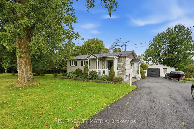 22215 Laggan-Glenelg Road