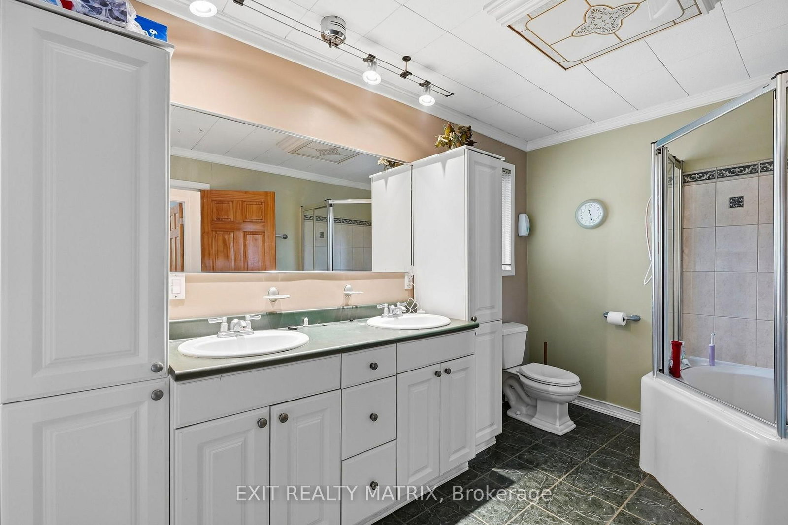 22215 Laggan-Glenelg Road • North Glengarry, ON photo 18
