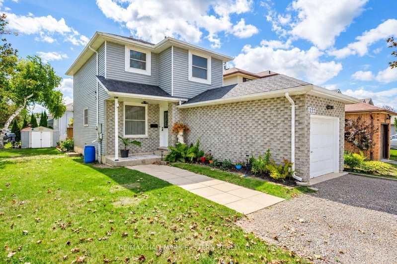 1222 Huntington Circle