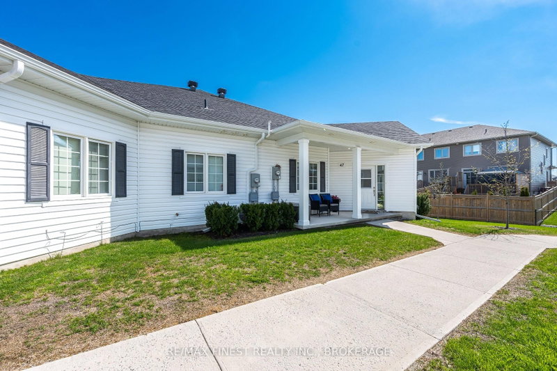 47 Lowry Place