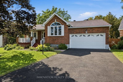 83 Forest Creek Drive • Ottawa, ON photo 2