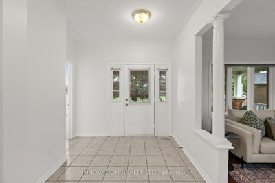 83 Forest Creek Drive • Ottawa, ON photo 5