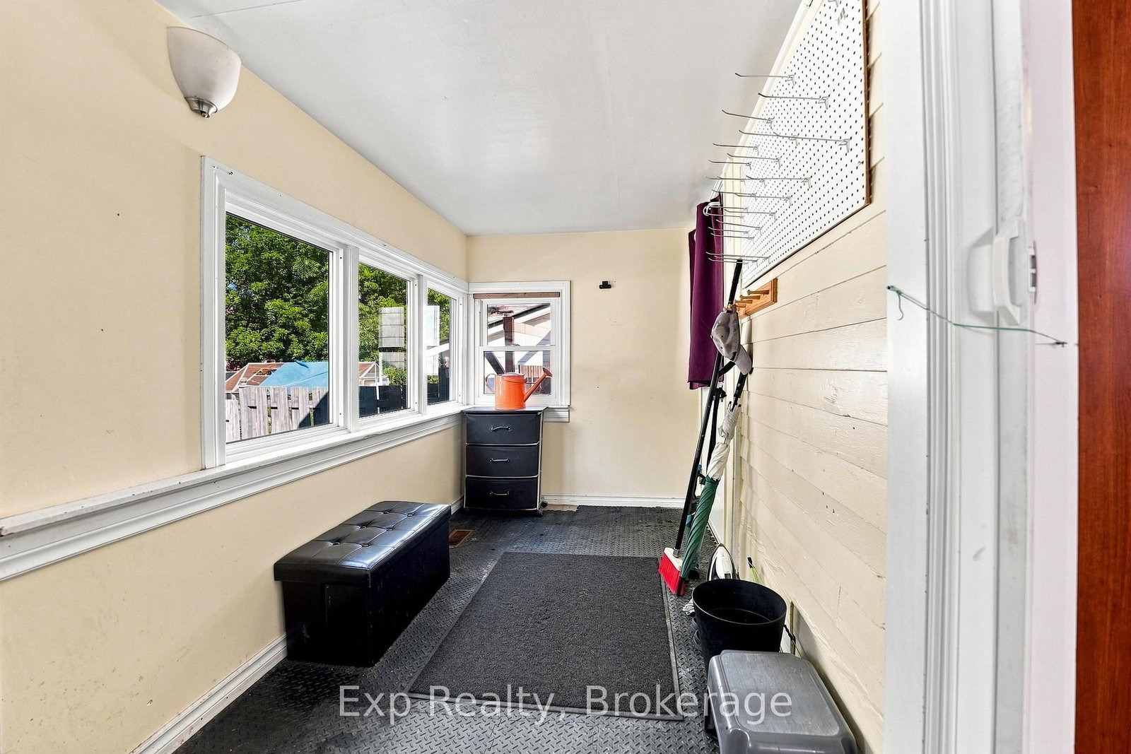25 Bursthall Street • Limoges, ON photo 18