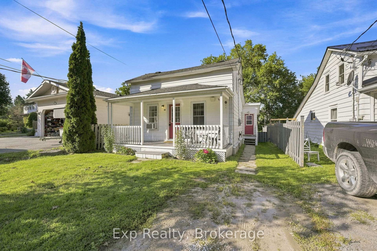25 Bursthall Street • Limoges, ON photo 3