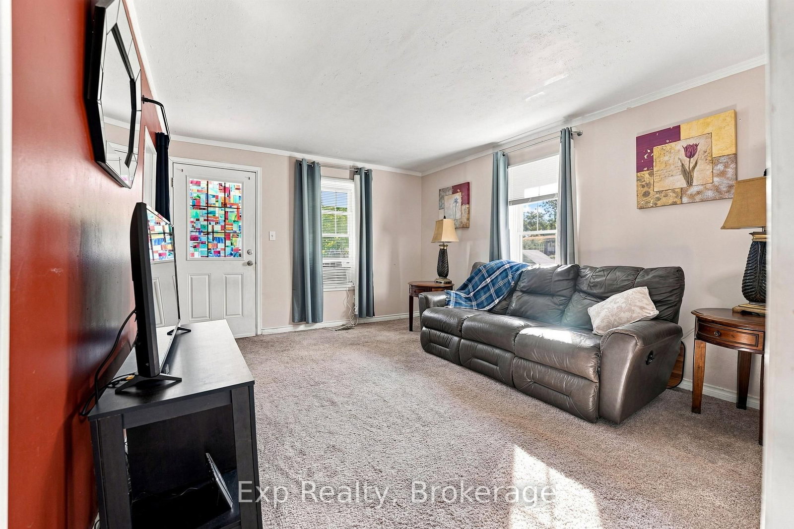 25 Bursthall Street • Limoges, ON photo 7