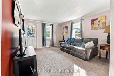 25 Bursthall Street • Limoges, ON photo 7