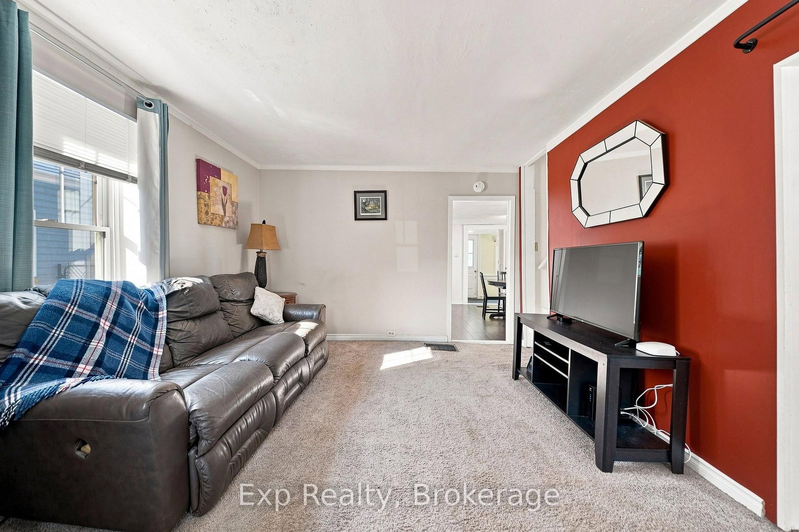 25 Bursthall Street • Limoges, ON photo 9