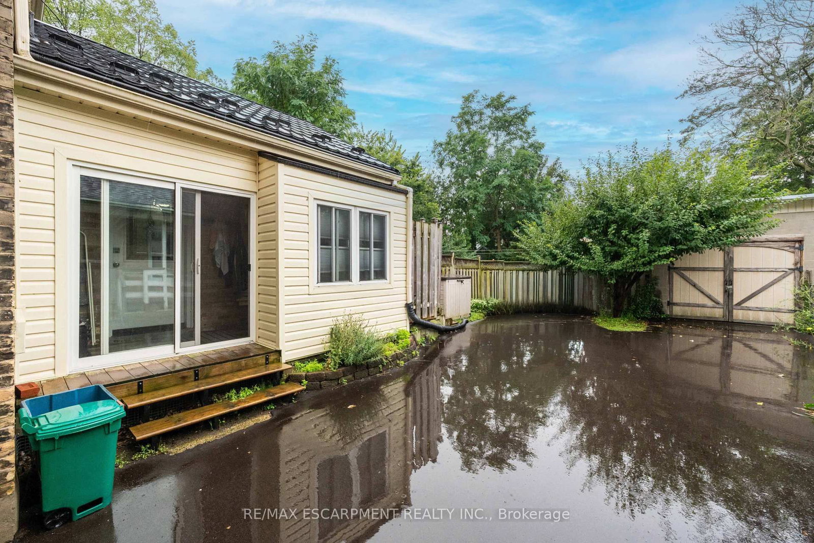 72 Pearl Street • Brantford, ON photo 9