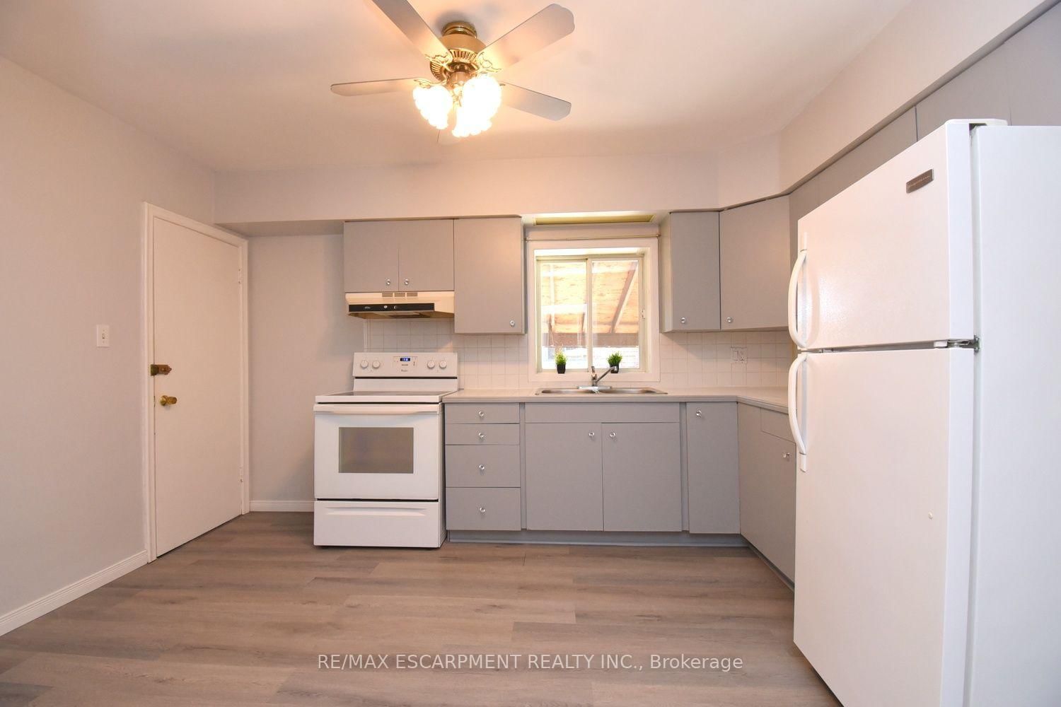 39 Chester Road • Hamilton, ON photo 14