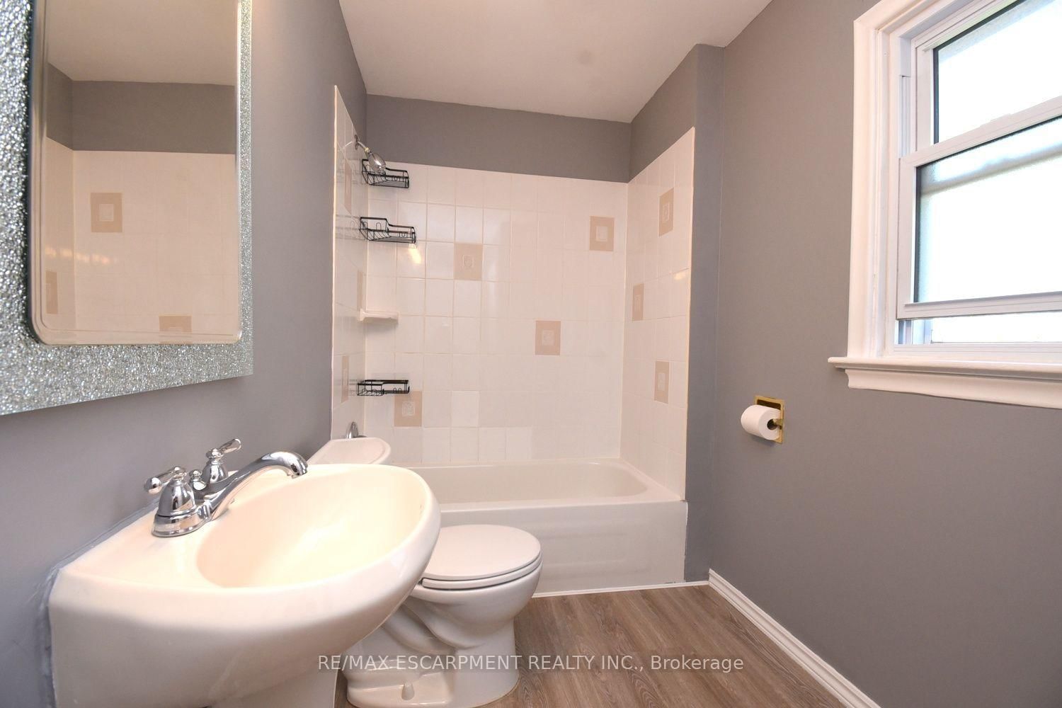 39 Chester Road • Hamilton, ON photo 30